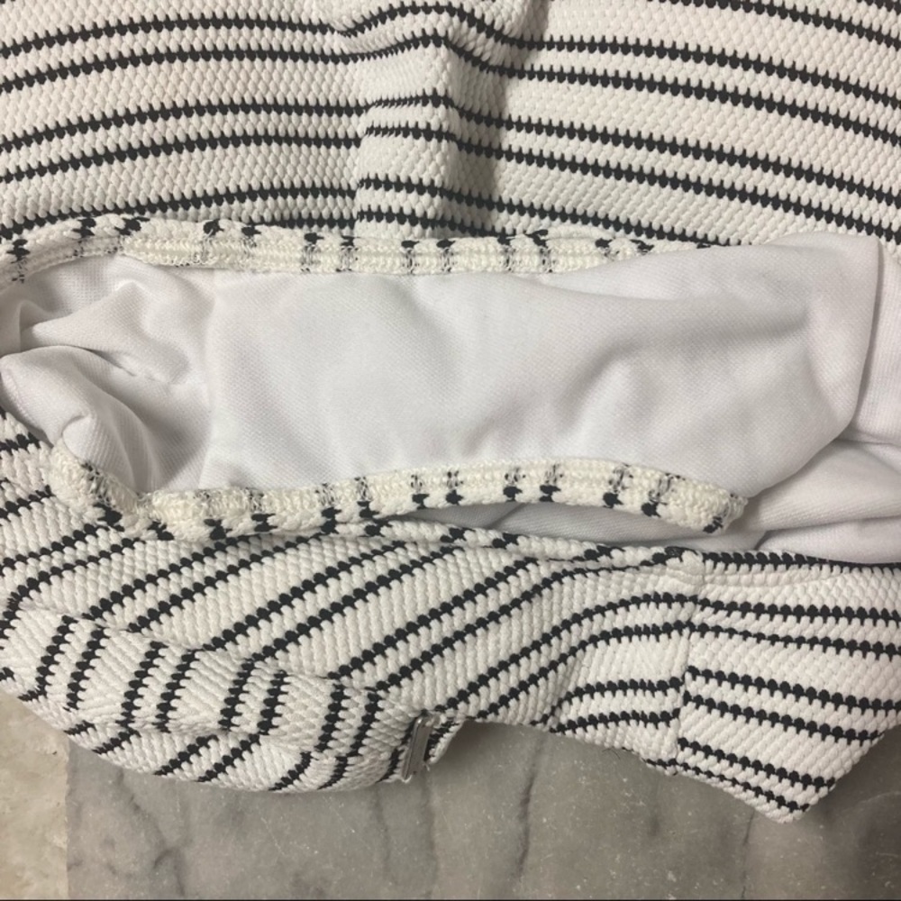 Abercrombie & Fitch One Piece Bathing Swimsuit Sz XS Black White Striped - Picture 6 of 8